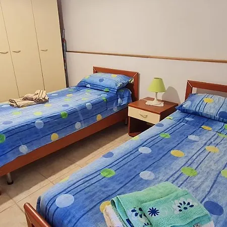 Maris Apartment